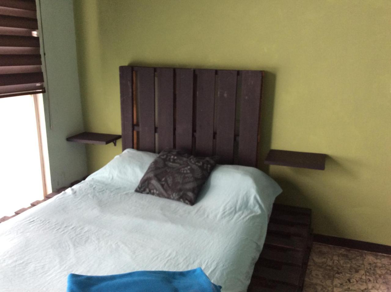 Hostal 50 할라파 외부 사진