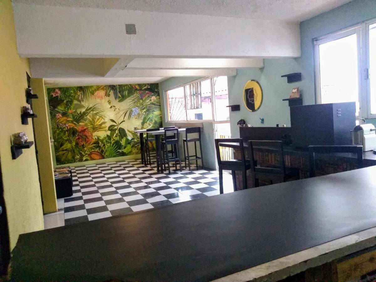 Hostal 50 할라파 외부 사진