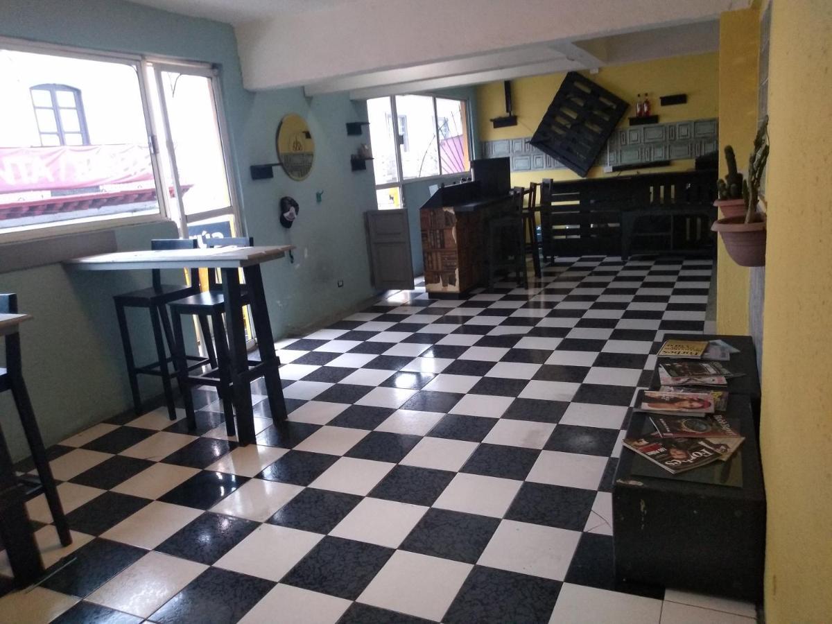 Hostal 50 할라파 외부 사진
